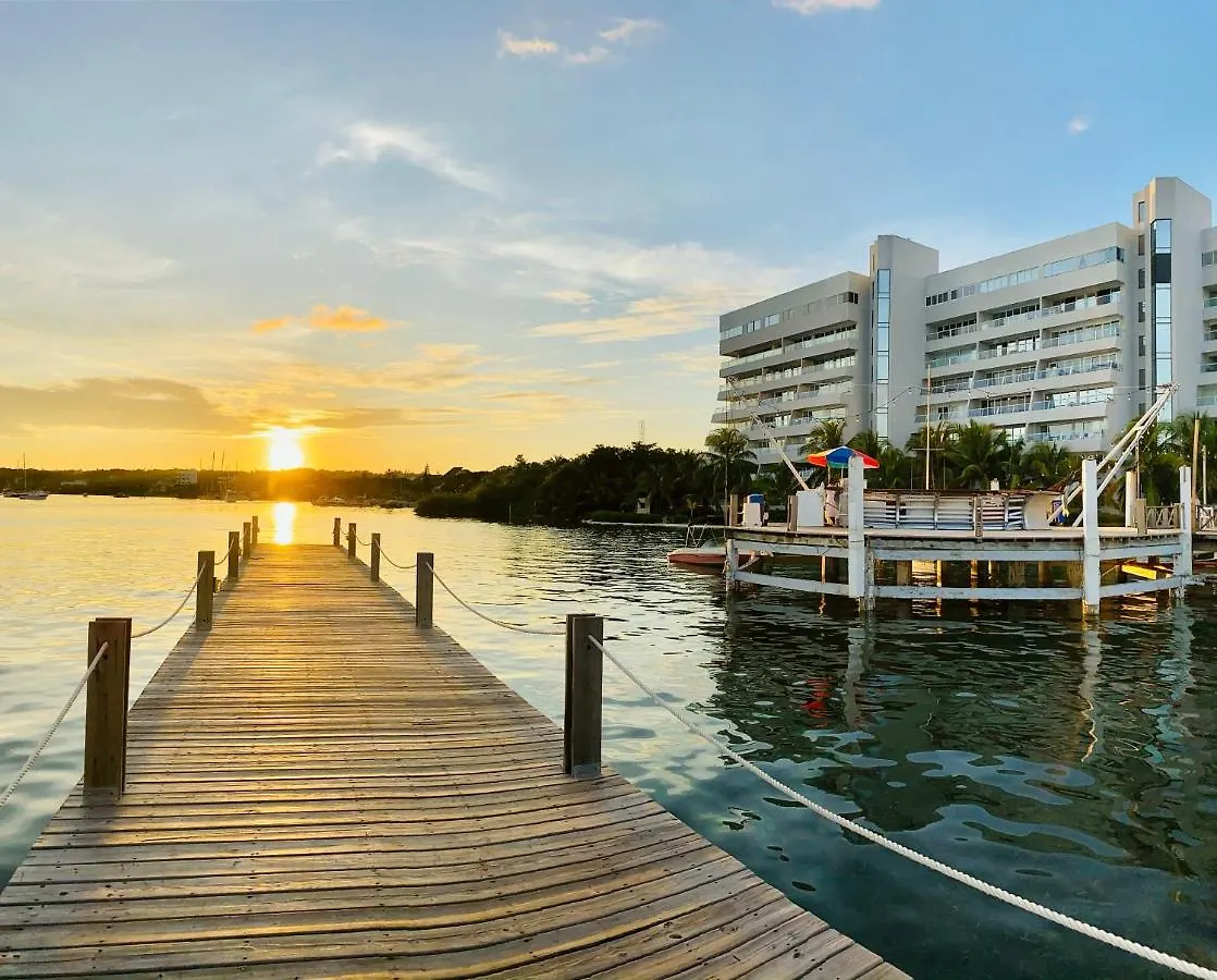 Exclusivos Apartamentos con playa privada San Andrés