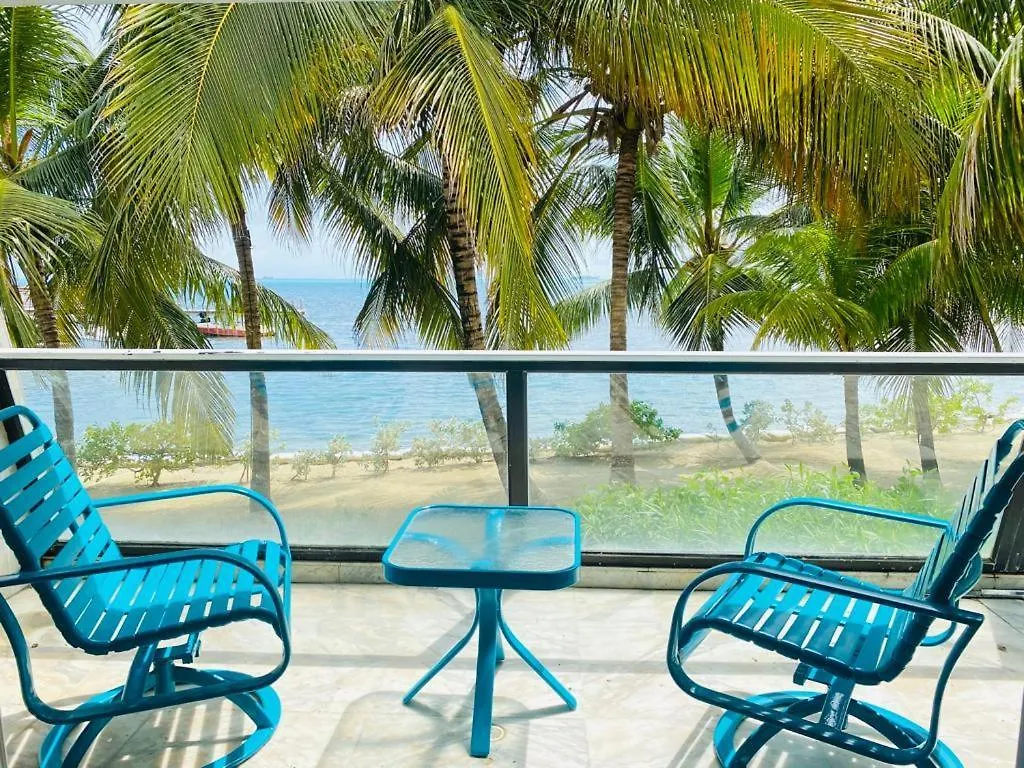 Exclusivos Apartamentos con playa privada San Andrés