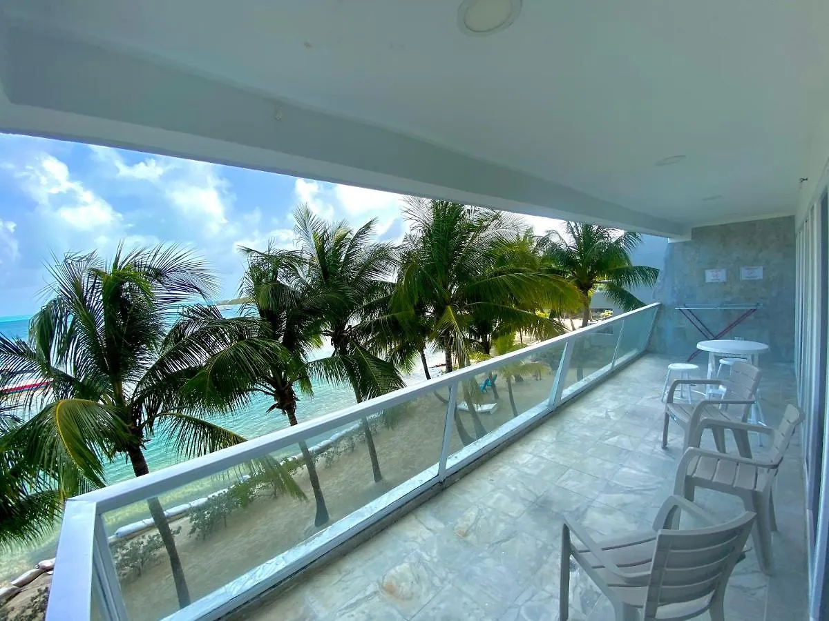 Exclusivos Apartamentos con playa privada San Andrés