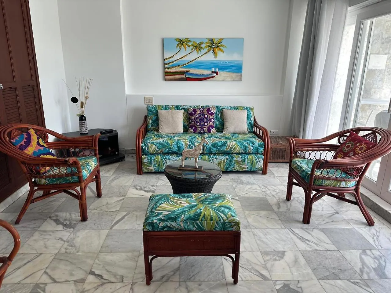 Exclusivos Apartamentos con playa privada San Andrés 0*,  Colombia